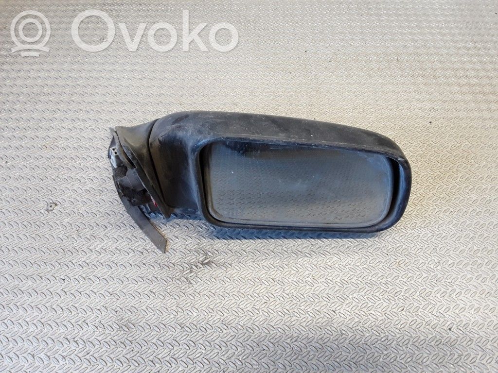 Mitsubishi Galant Front door electric wing mirror 