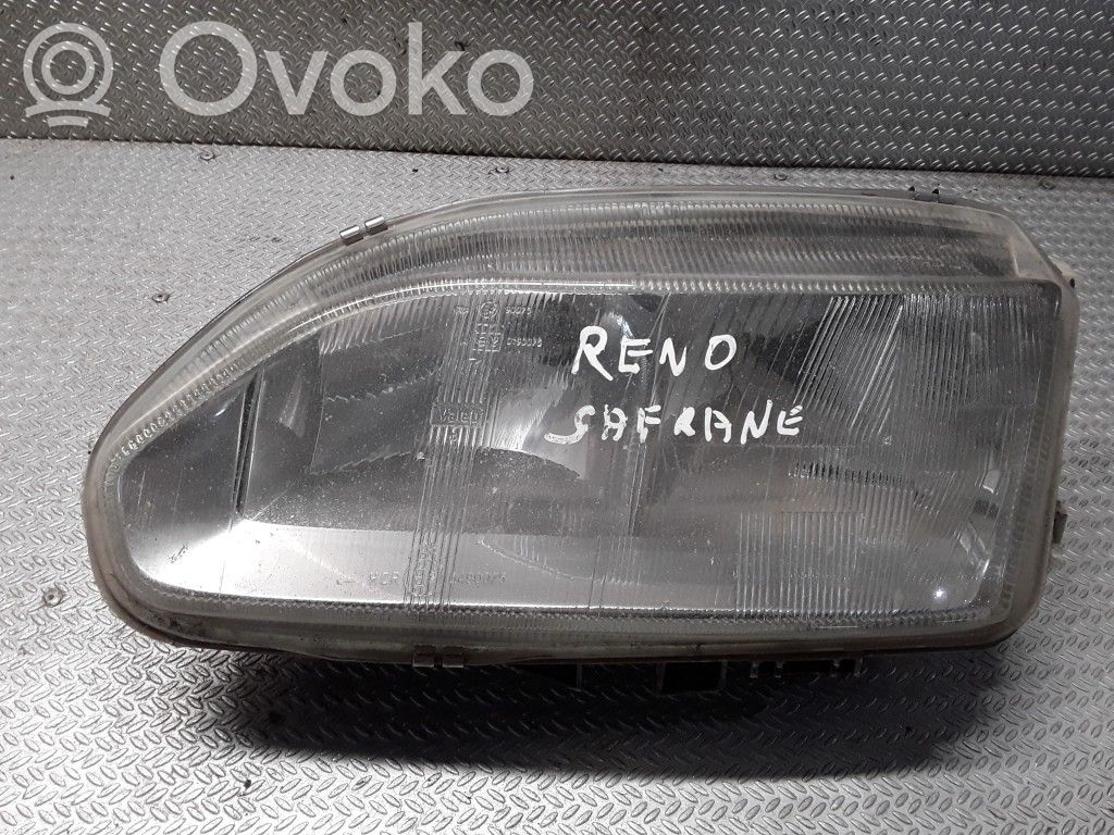 Renault Safrane Lampa przednia 