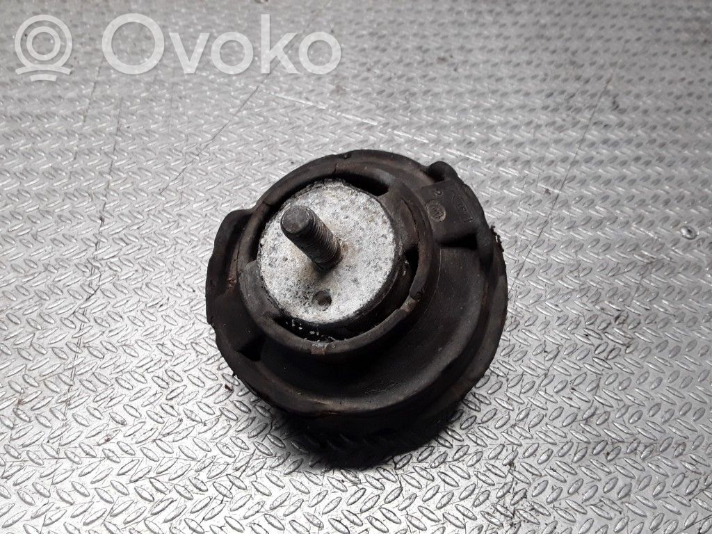 BMW 3 E46 Engine mount bracket 