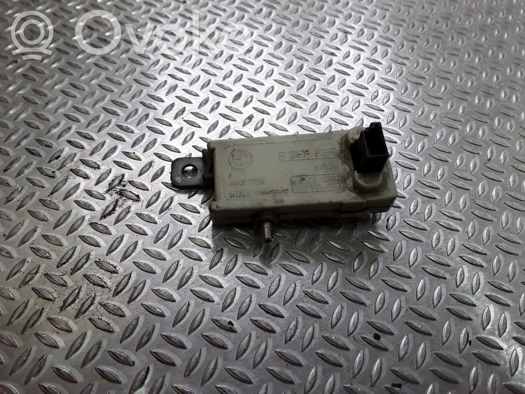 BMW 5 E39 Antenos stiprintuvas 