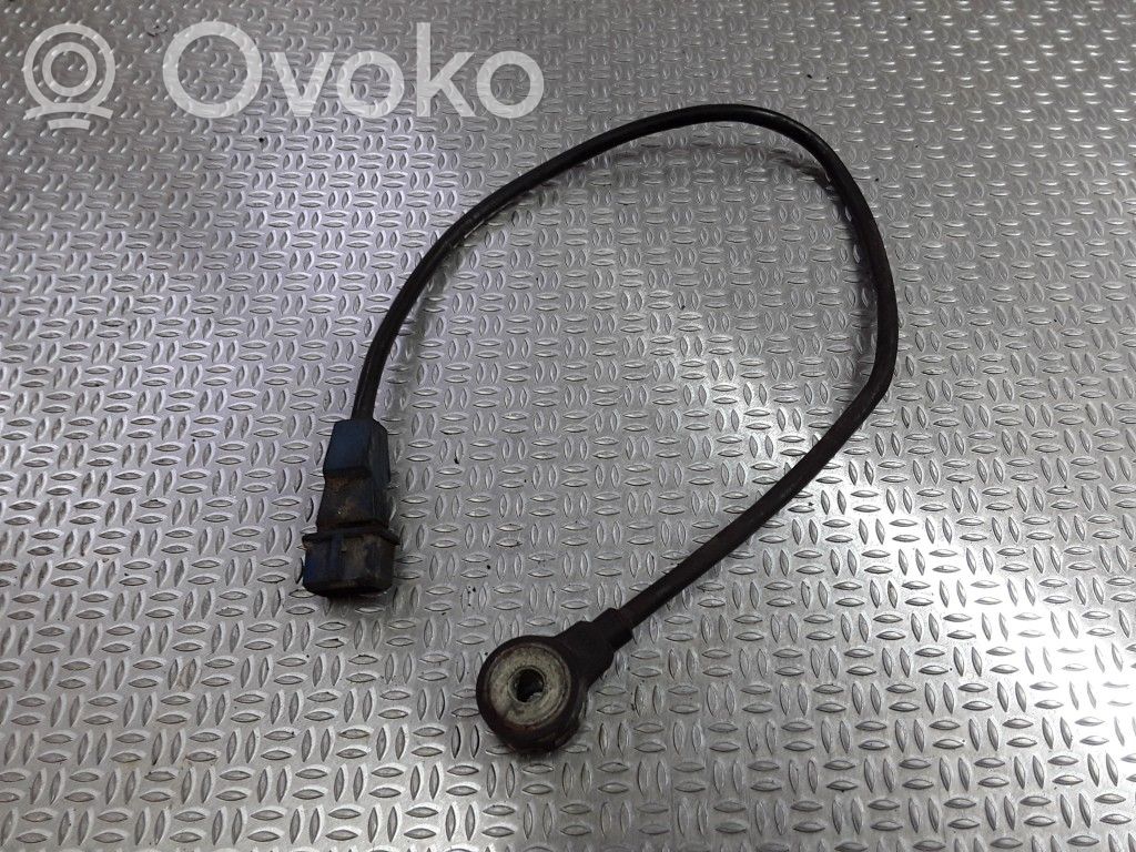 Audi A4 S4 B5 8D Detonation knock sensor 