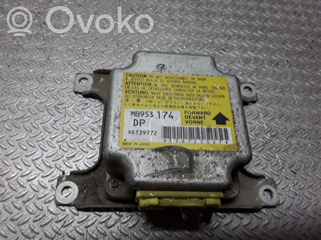 Mitsubishi Lancer Airbag control unit/module 