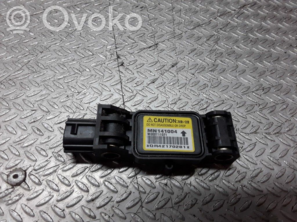 Mitsubishi Grandis Sensor impacto/accidente para activar Airbag 