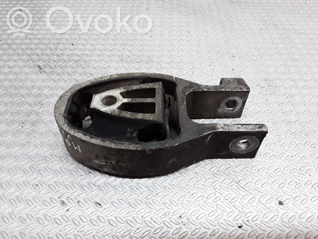 Ford Mondeo MK IV Engine mount bracket 