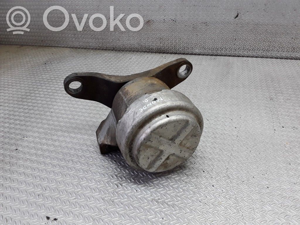 Ford Mondeo MK IV Engine mount bracket 