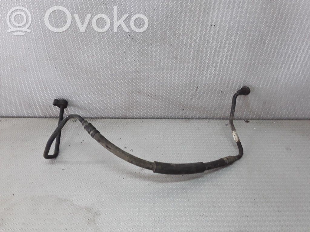 Ilmastointilaitteen putki (A/C)   31101190