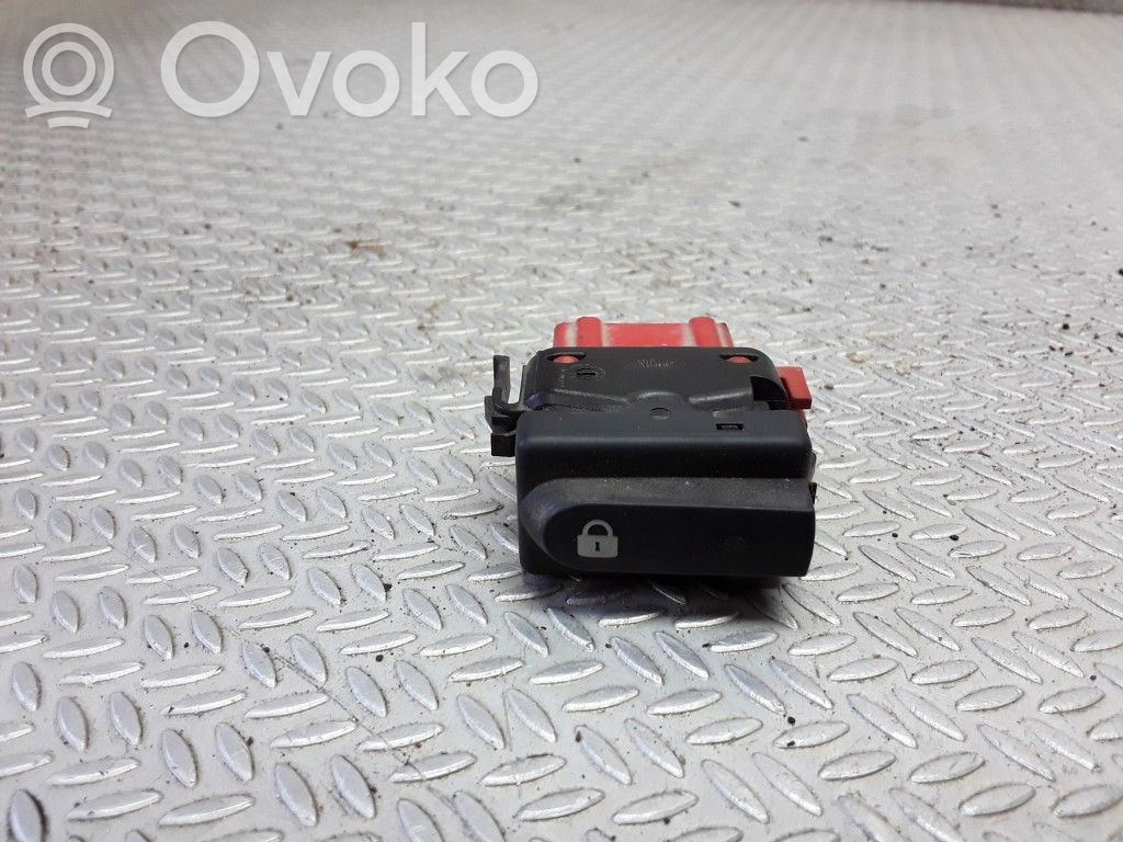 Renault Clio II Central locking switch button 