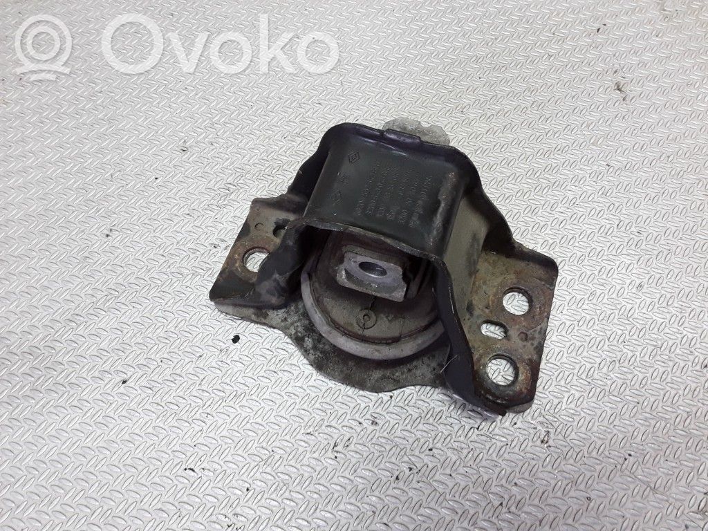 Renault Megane II Engine mount bracket 