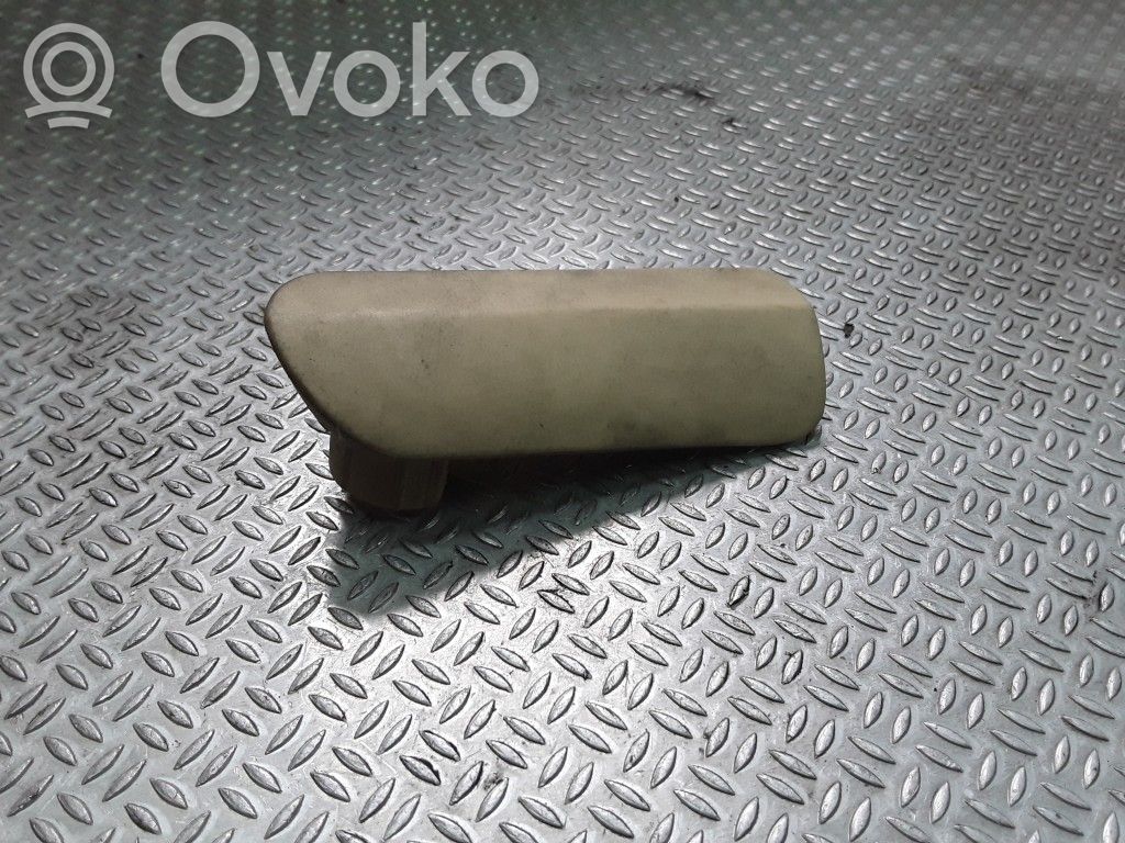 Engine bonnet (hood) release handle   3D1823533