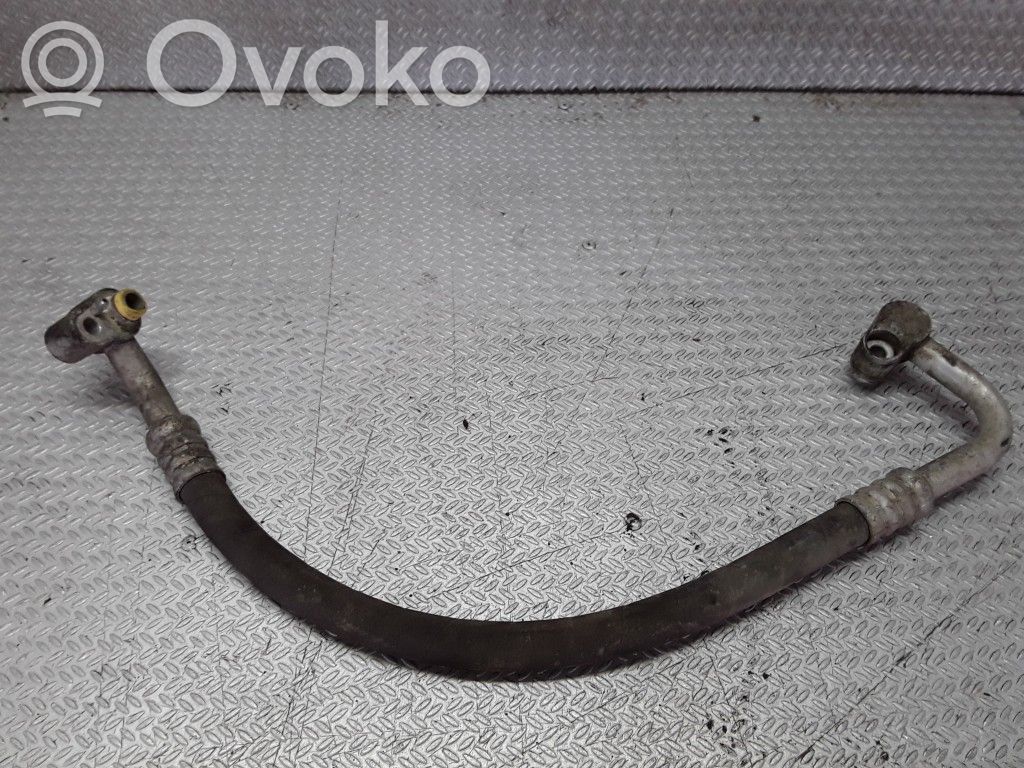 Audi A3 S3 8P Ilmastointilaitteen putki (A/C) 
