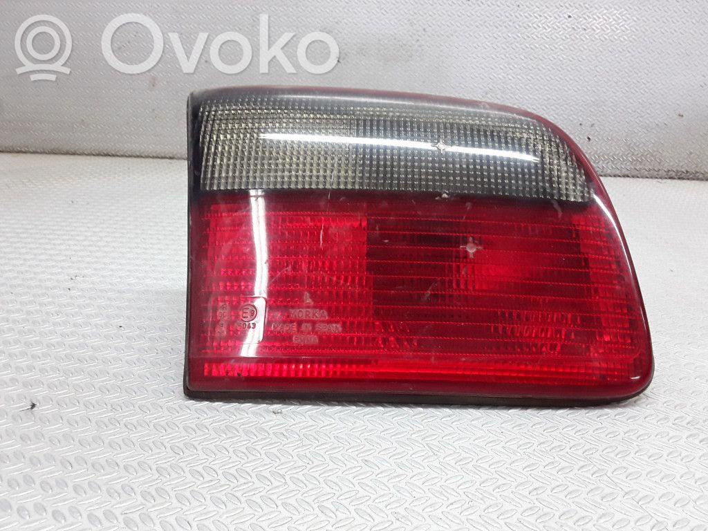 Opel Omega B1 Takaluukun takavalot 