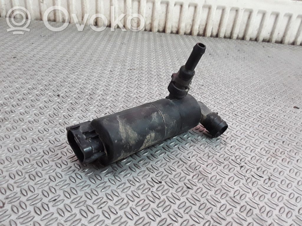 Windscreen/windshield washer pump