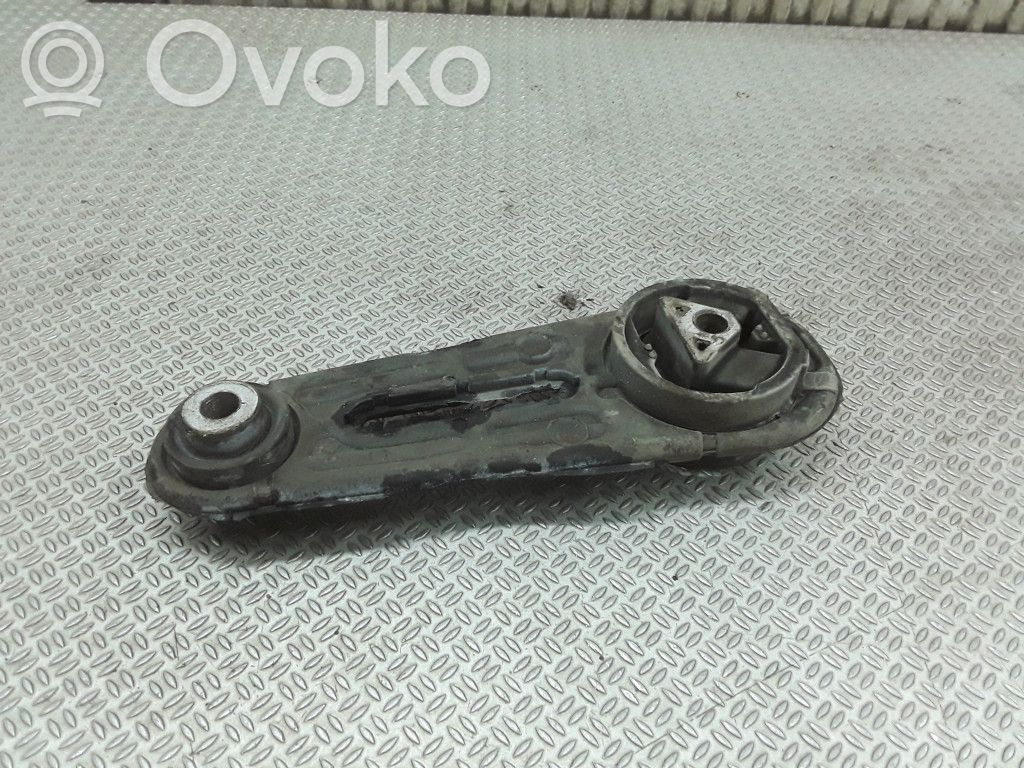 Engine mount bracket   8200042453