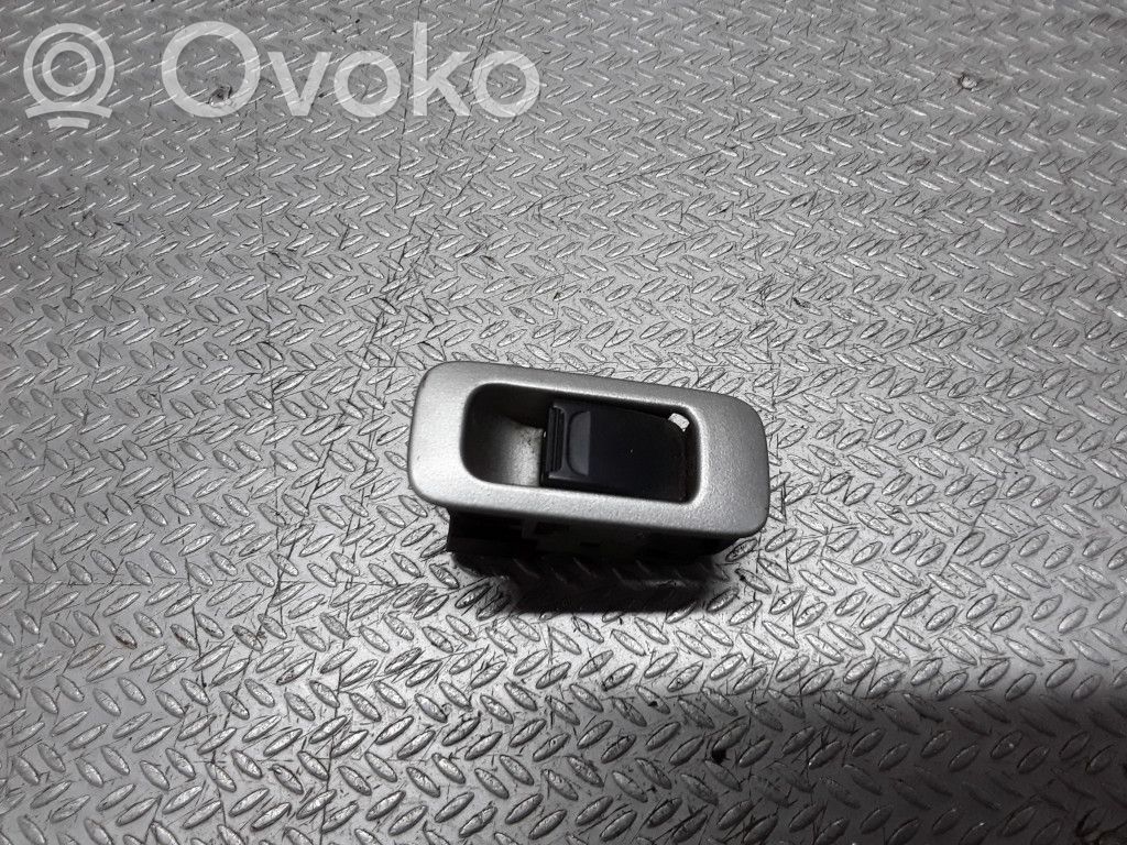 Suzuki Liana Electric window control switch 