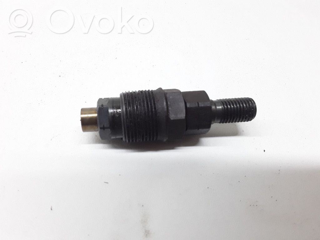 Opel Vectra B Polttoainesuutin 