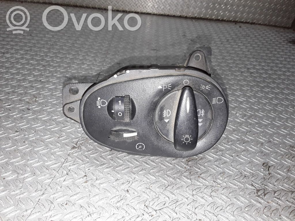 Ford Focus Lukturu slēdzis 