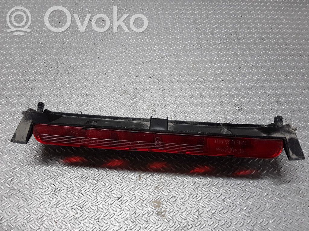 Peugeot 807 Third/center stoplight 