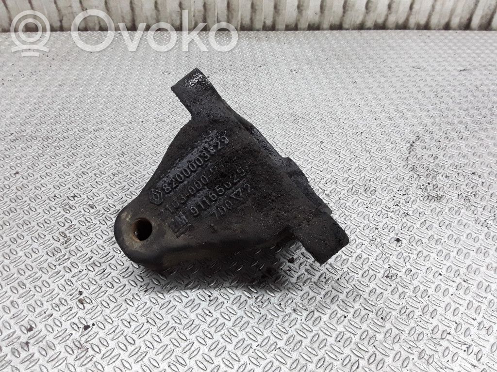 Renault Trafic II (X83) Engine mounting bracket 