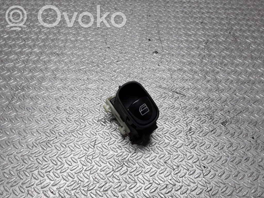 Mercedes-Benz C W203 Interruptor del elevalunas eléctrico 