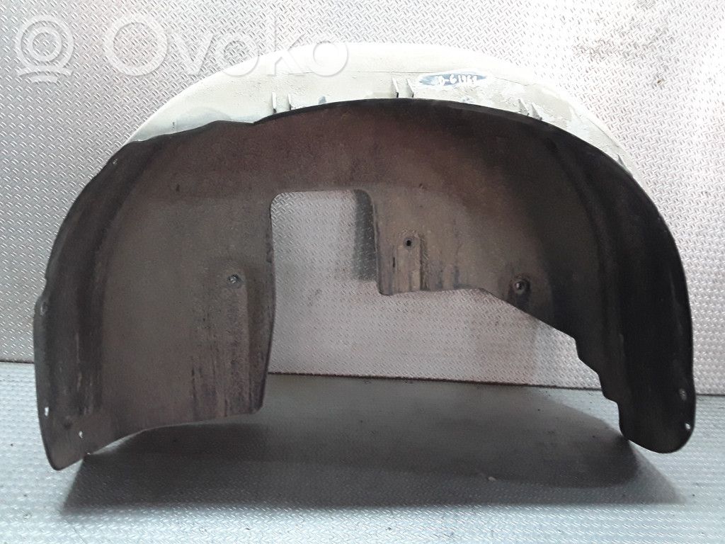 Volvo V70 Revestimientos de la aleta guardabarros antisalpicaduras trasera 