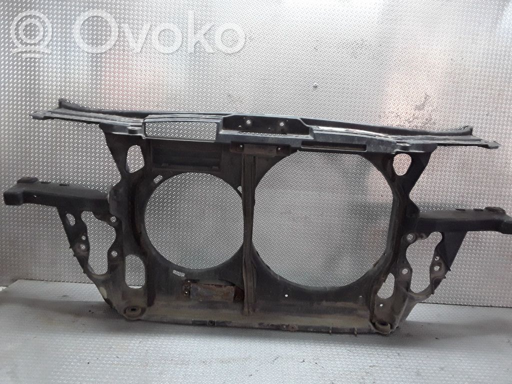 Audi A6 S6 C5 4B Pas przedni 