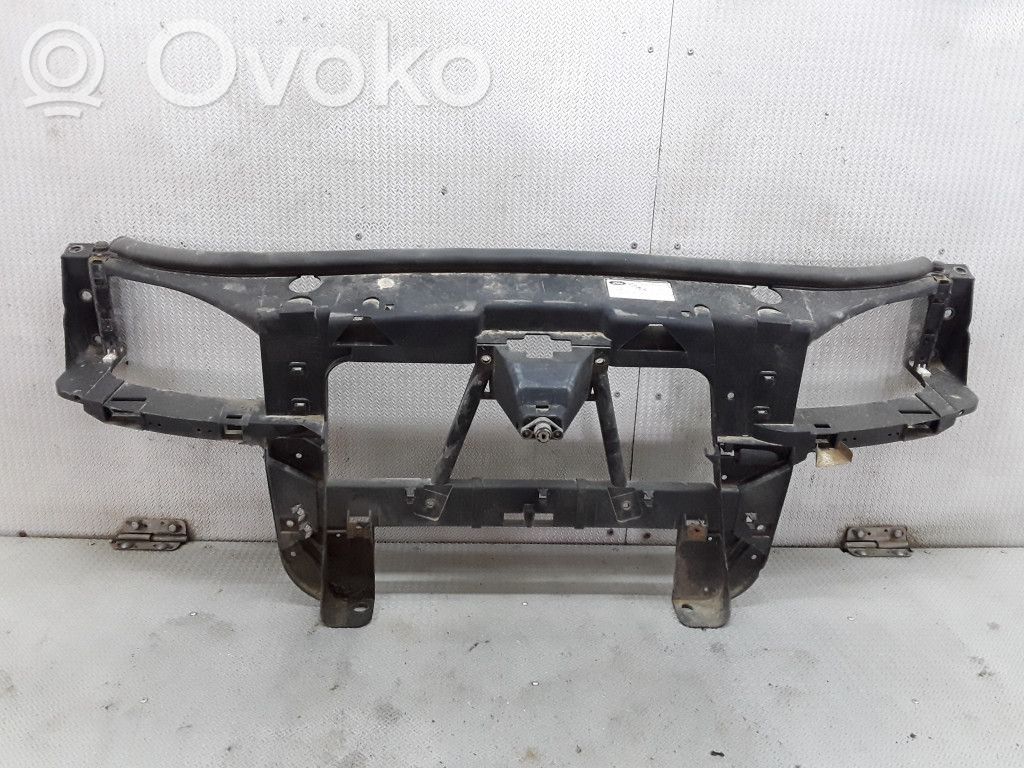 Ford Mondeo Mk III Pas przedni 