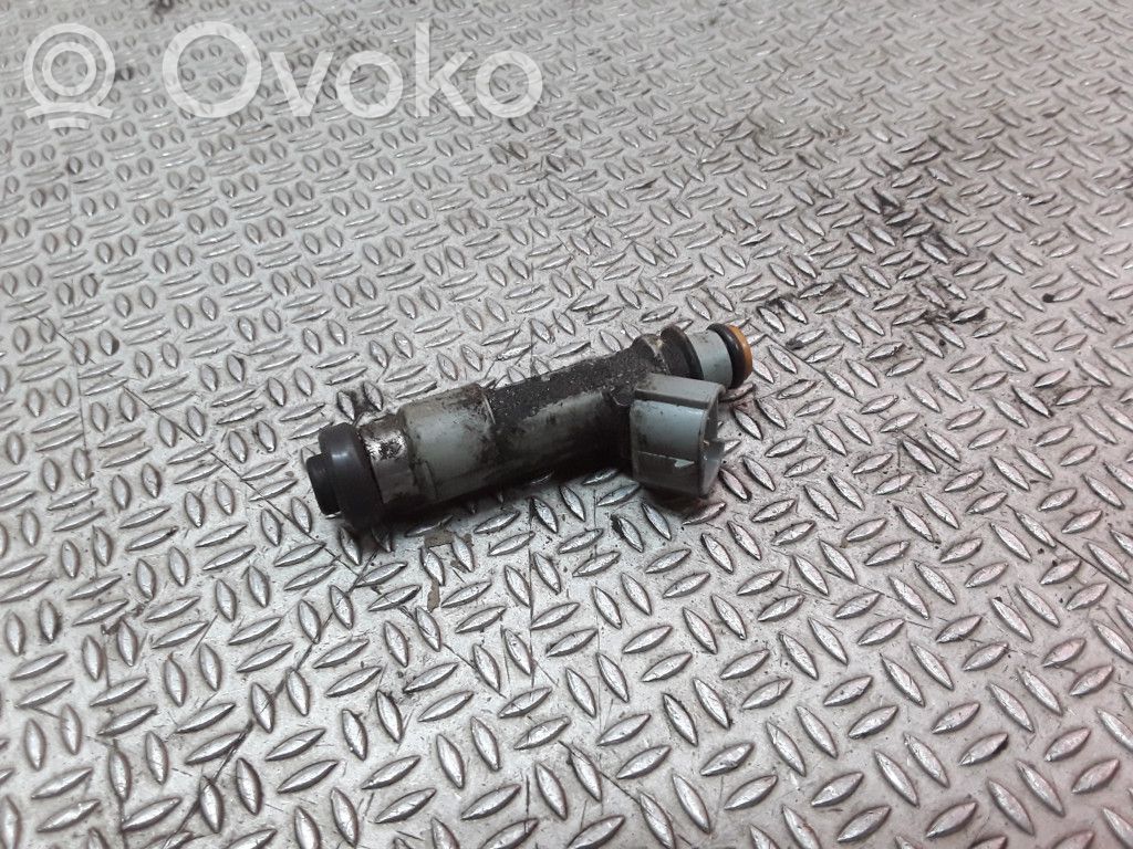 Suzuki Liana Inyector de combustible 
