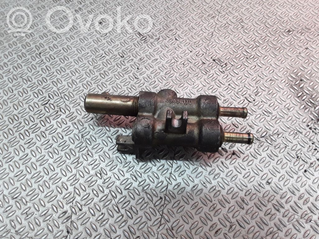 Fiat Stilo Régulateur de pression de carburant 