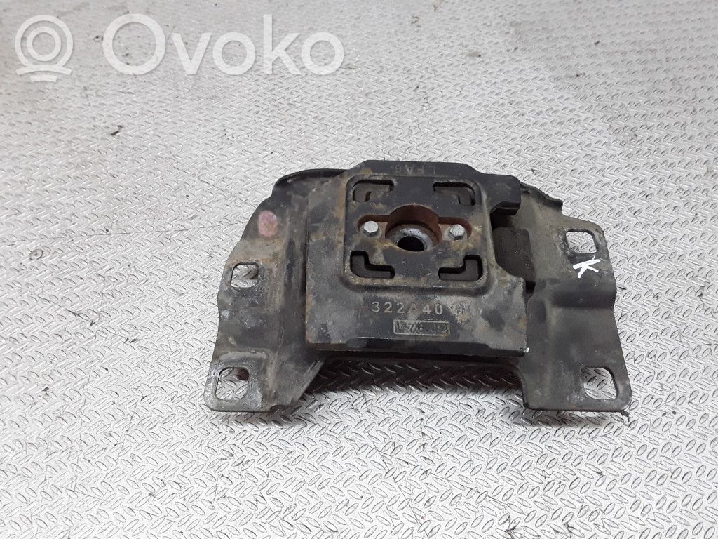 Engine mount bracket   322A40,349249L