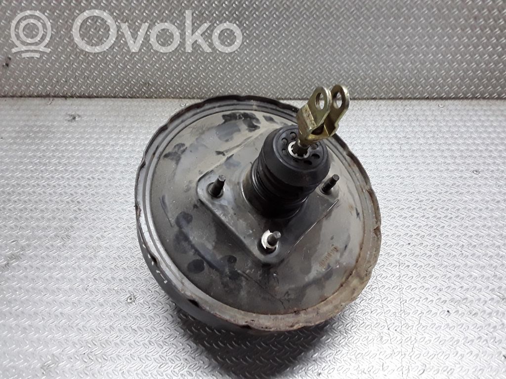 Mitsubishi Carisma Wspomaganie hamulca 