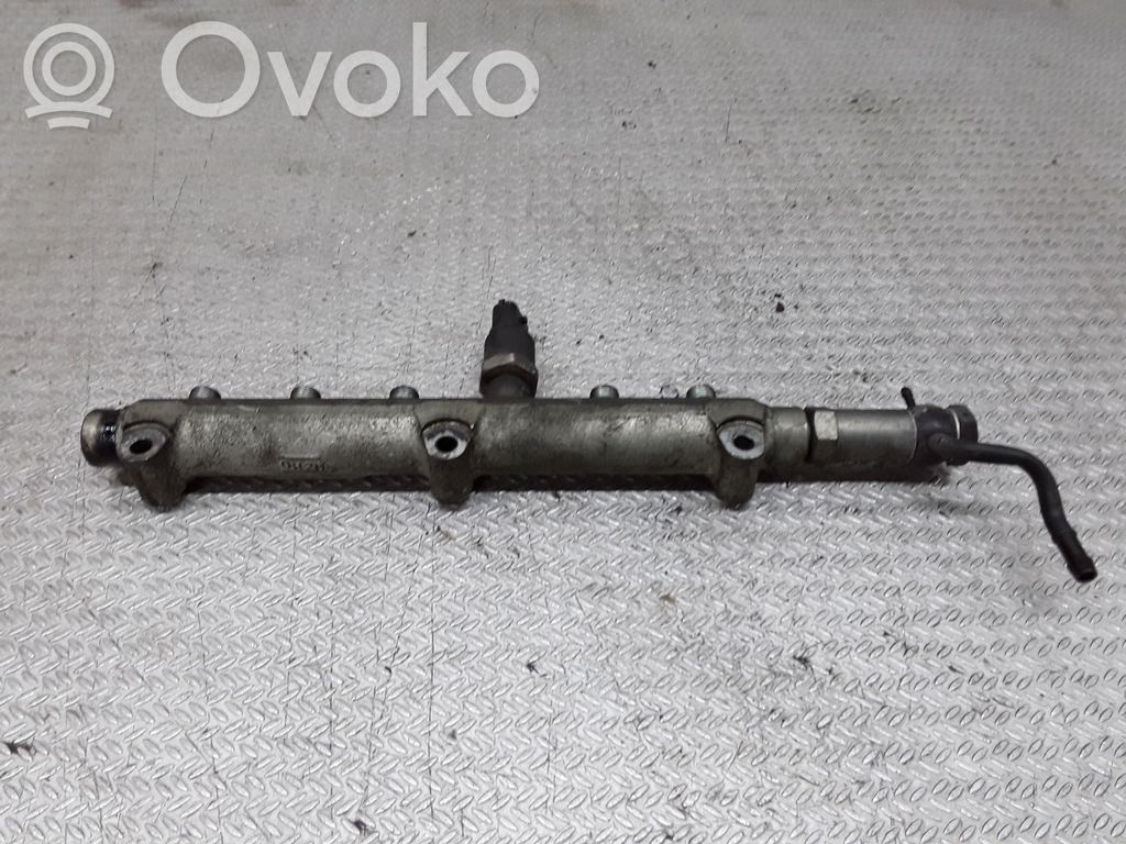 KIA Sorento Fuel main line pipe 