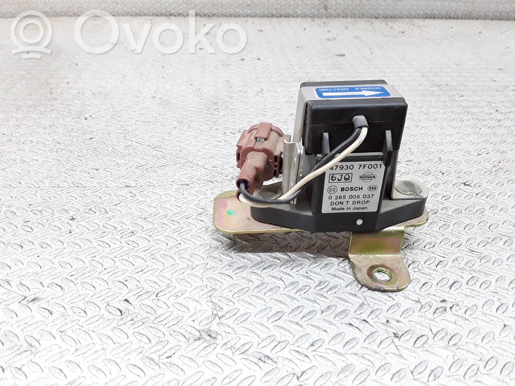 Nissan Terrano Airbagsensor Crashsensor Drucksensor 