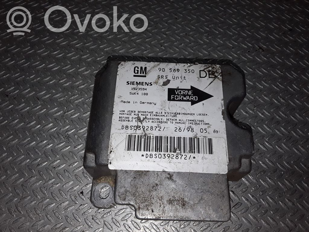 Opel Vectra B Airbag control unit/module 