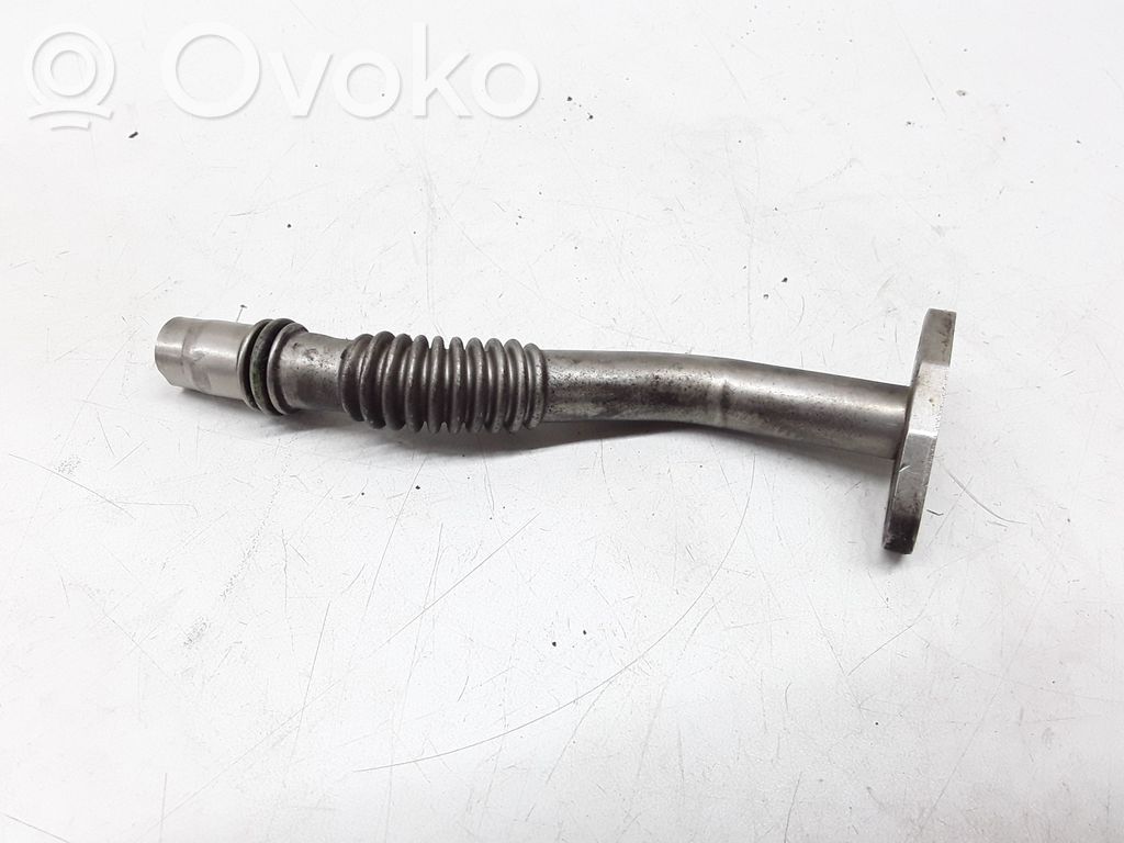 Turboahtimen öljyletku