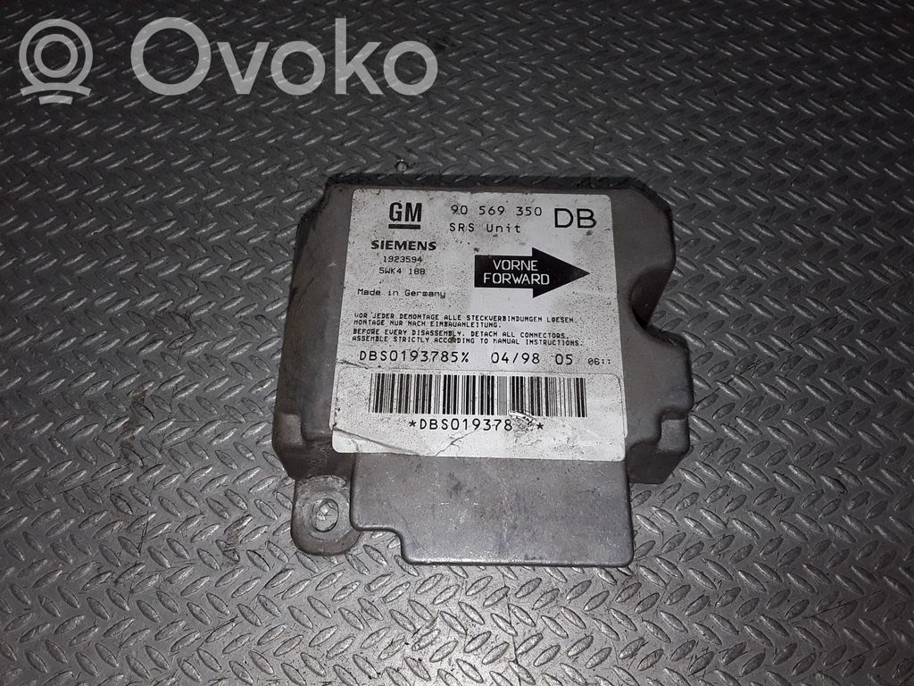 Opel Vectra B Airbag control unit/module 