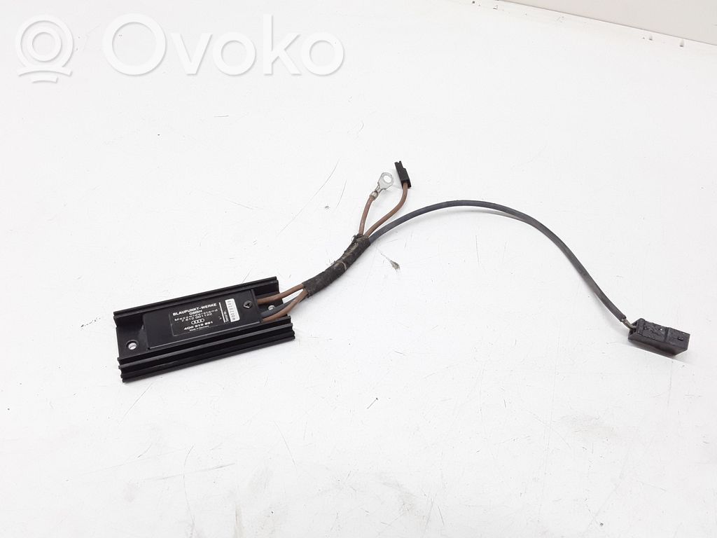 Audi A8 S8 D2 4D Aerial antenna amplifier 
