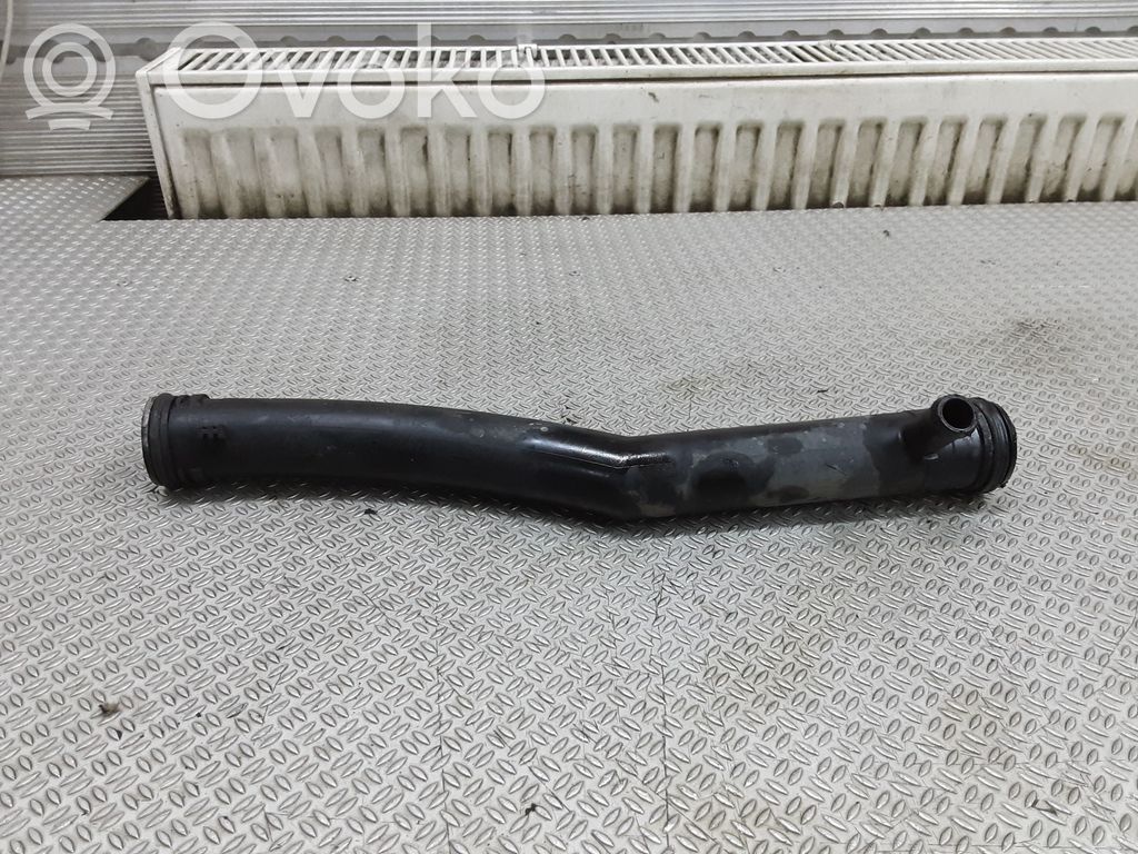 Engine coolant pipe/hose   03C121065B