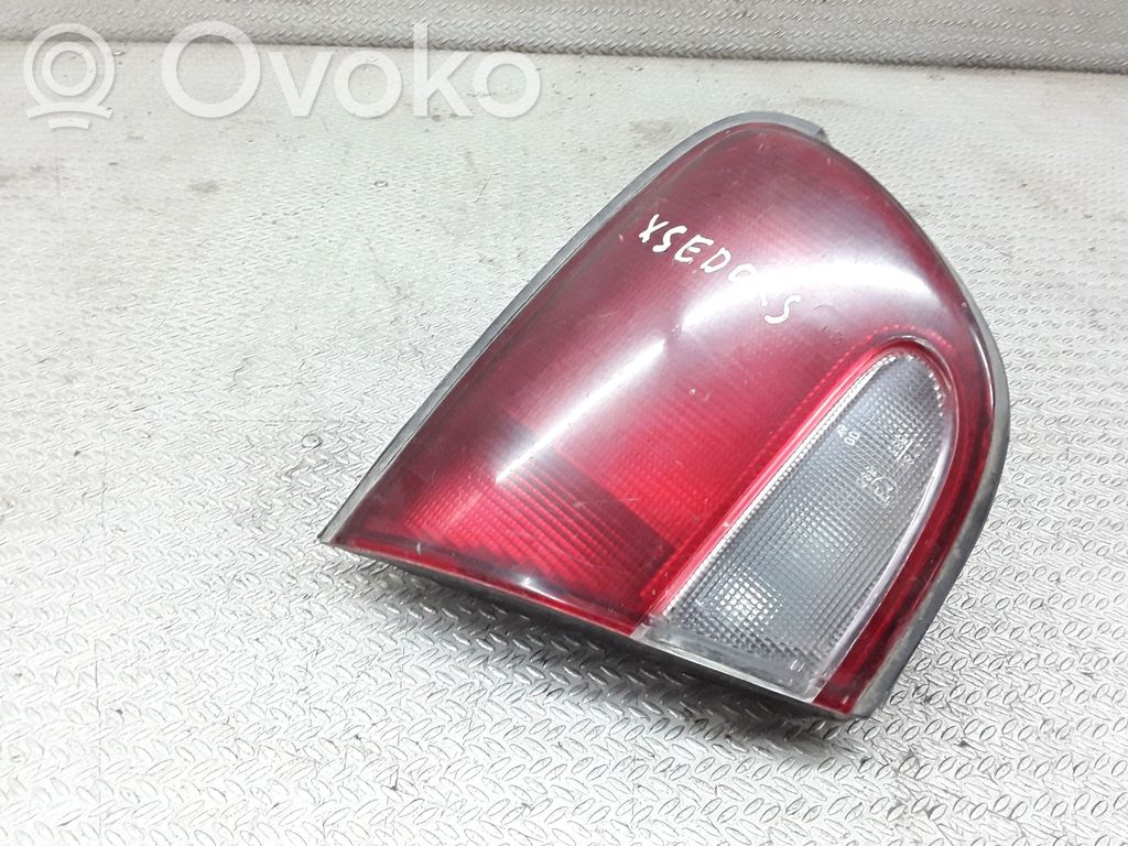 Tailgate rear/tail lights   0431413L