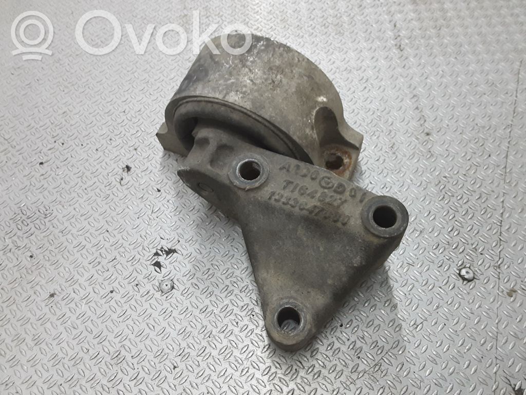 Engine mount bracket   1333647080