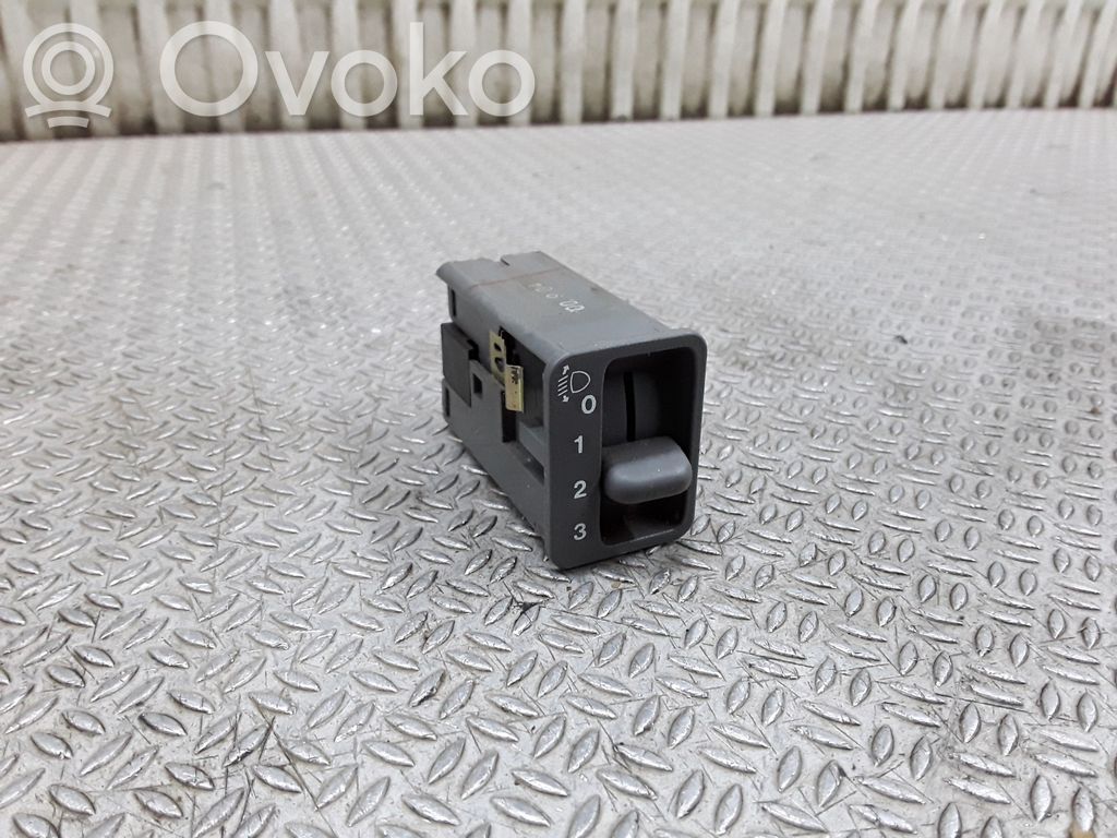 Bouton commande réglage hauteur de phares
