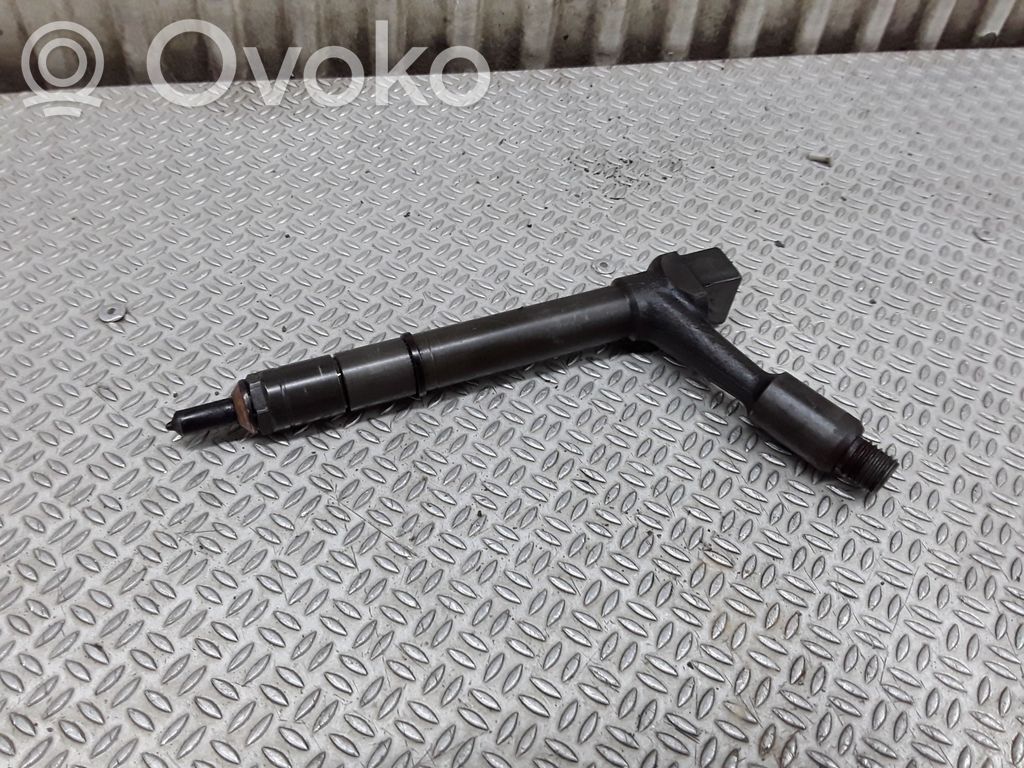 Injecteur de carburant   TJBB01901D