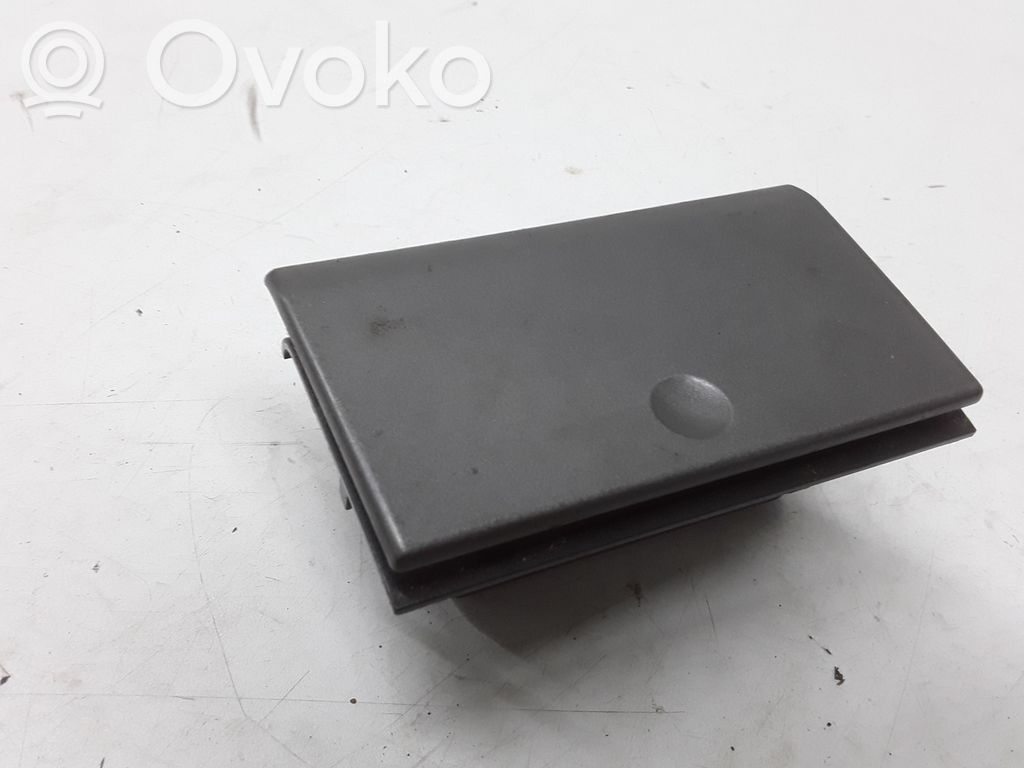 Aschenbecher vorne   9181518