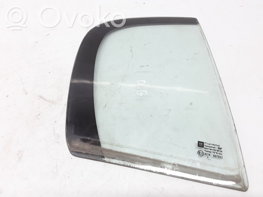Rear vent window glass