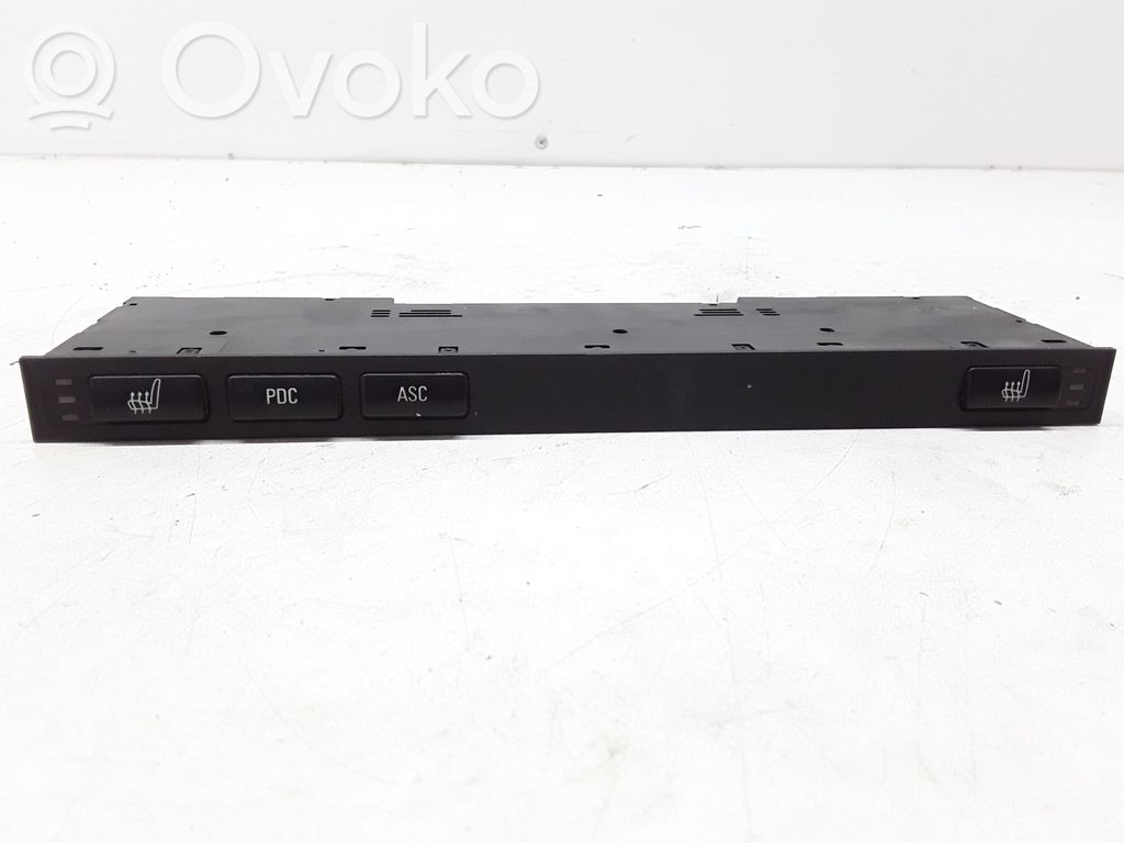 Other switches/knobs/shifts   61318373715