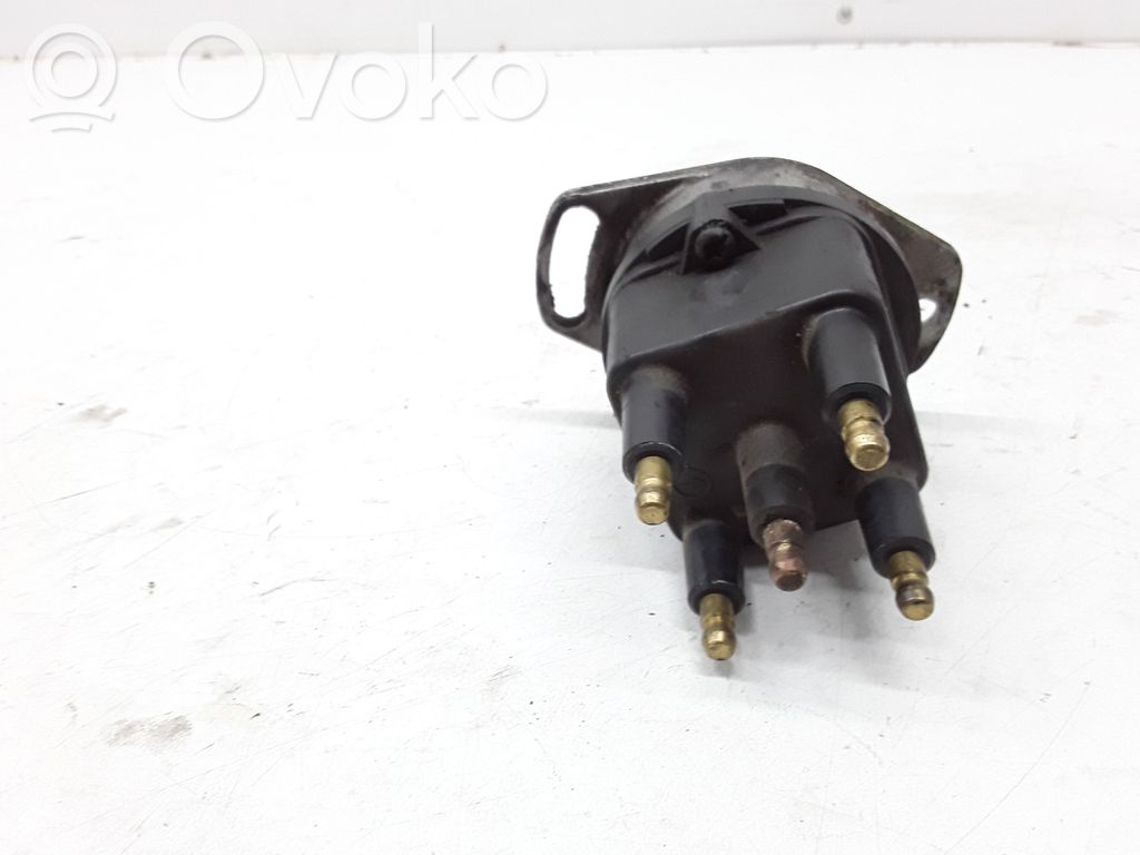 Renault Clio I Spark distributor 