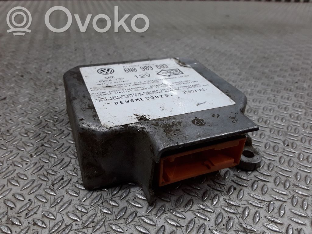 Unidad de control/módulo del Airbag   6N0909603