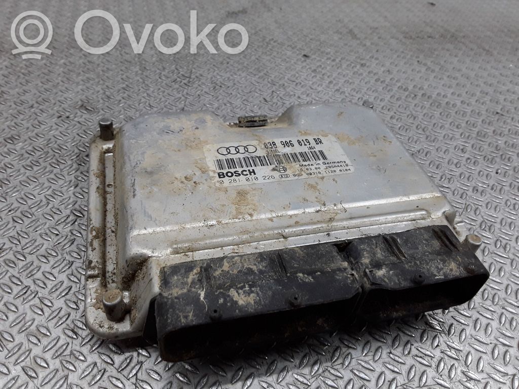 Unidad de control/módulo del motor   038906019BR,0281010226