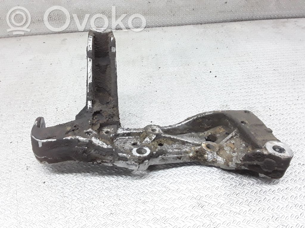 Skoda Octavia Mk2 (1Z) Muu etuiskunvaimentimien osa 