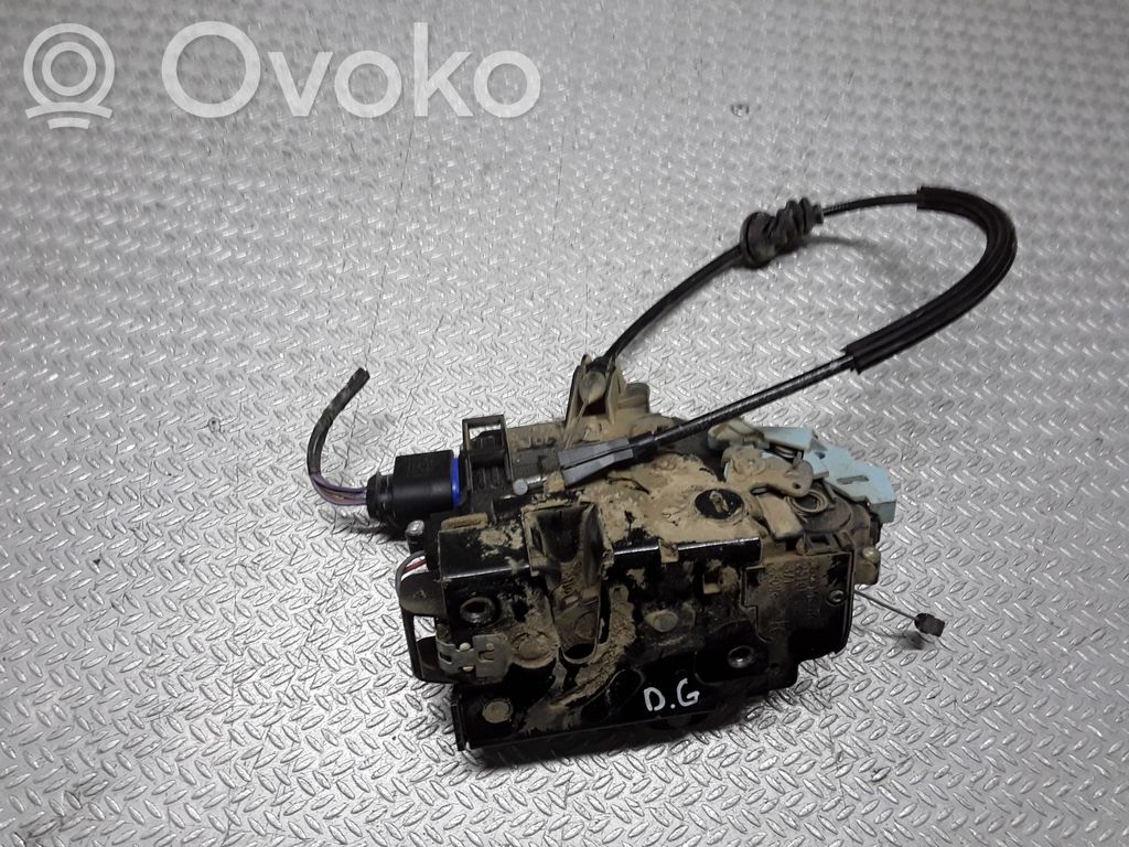Serrure de porte arrière   7L0839016D