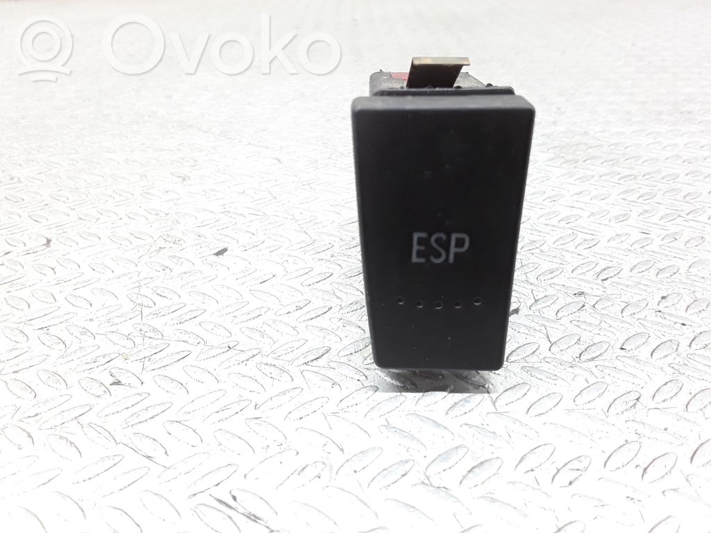 Bouton interrupteur programme de stabilité ESP   3B0927134A